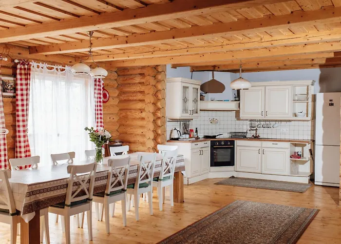 Semesterbostad House *